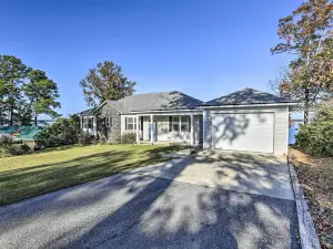 Beautiful Waterfront Getaway w/ Dock!