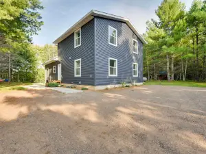 Waterfront Webster Cabin w/ Dock on Warner Lake!