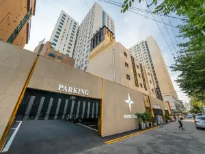 Star Hotel