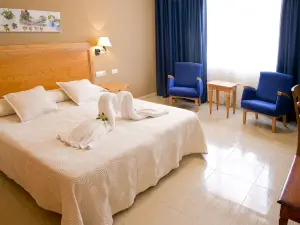 Aparthotel Bahia Pinosol