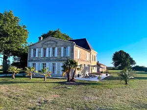 Château de Neyran Chambres d’hôtes & Spa