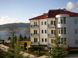 Bazaleti Lake