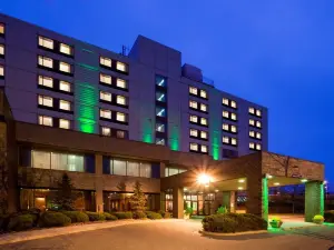 DoubleTree by Hilton St. Paul East
