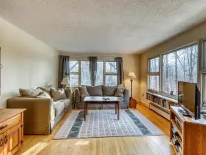 Edson Hill Apartment #2