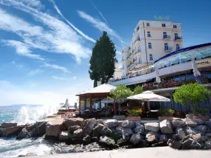 Hotel Savoy