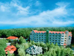 Atlant Holiday Village