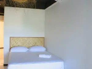 Airport Manini Lodge Studio 5