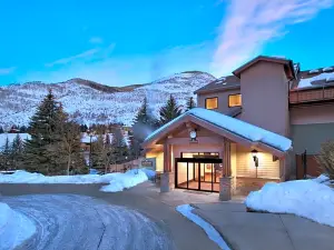 Marriott's StreamSide Evergreen at Vail