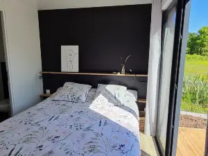 Charming Ecolodge in a Quiet Area, Heated Pool All Year Charente-Maritime