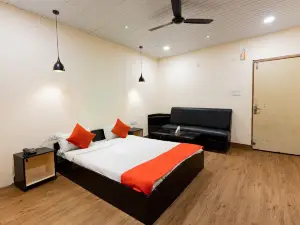 Hotel Deendayal