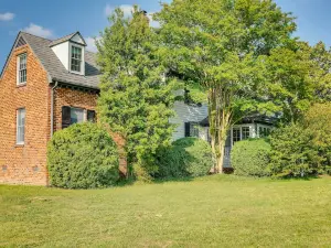 Terre Haute Manor Farmhouse w/ Gardens & Deck!
