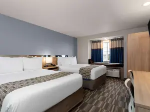 Microtel Inn & Suites by Wyndham Zephyrhills