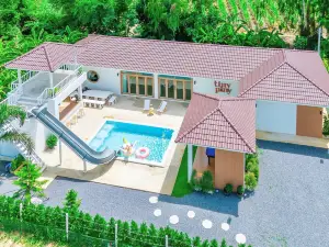 Tiny Piny Pool Villa Nakhon Pathom