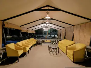 마아티 정글 로지 리조트 반다브가르