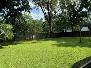 Rosewood Cottage…sleeps up to 7!—Cleaning fee included in nightly rate!