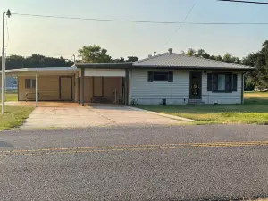 TJ’S CAJUN LAND GETAWAY