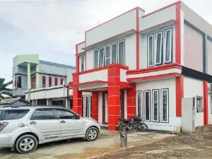 OYO 91936 Hotel Lima Dara