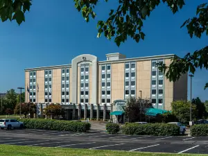 DoubleTree by Hilton Hotel Pittsburgh Airport