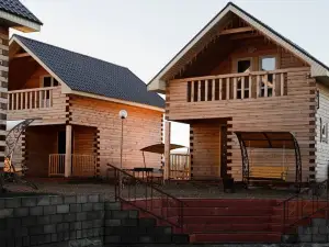 Medvezhyya Polyana Hotel