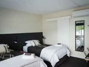 Cedar Lodge