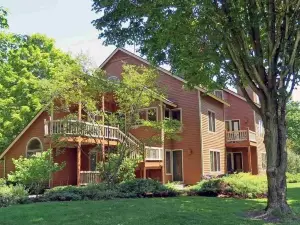 Spacious 2 Bed at Crystal Mountain Resort 2 Bedroom Condo by RedAwning