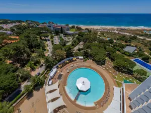 เปสตานา บลู อัลวอร์ บีช - โรงแรม ออลอินคลูซีฟ