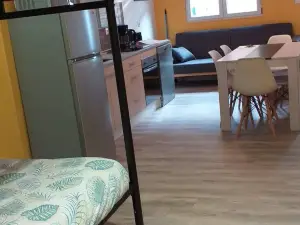 La Riviera - Lovely and Spacious Studio Apartment