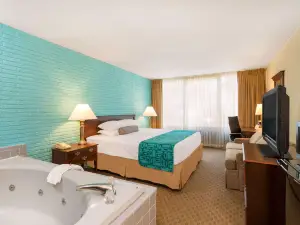 Howard Johnson by Wyndham Williamsburg