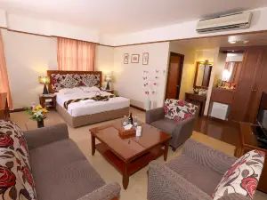 Hotel Maximillian