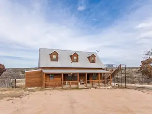 Hidden Rock Ranch 3 Bedroom Cabin by Redawning