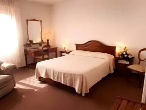 Albergo Sanlorenzo di Pisaneschi P C. sas