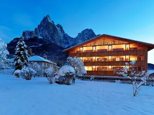 Artnatur Dolomites Hotel & Spa