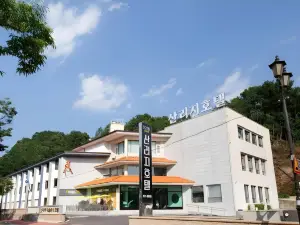 Sanriji Hotel