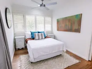 Laundry Lane Cottage