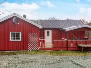 6 Person Holiday Home in Storfosna-by Traum