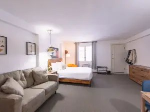 Innsbruck Inn at Stowe