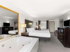 Quality Inn Lakefront