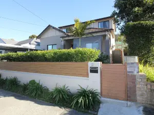3 Bedrooms Holiday Home Near Sydney Airport