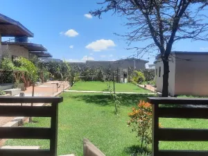 埃米里斯霍伊小屋及花園餐廳