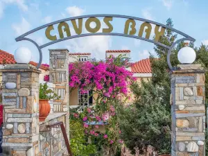 Cavos Bay Hotel & Studios