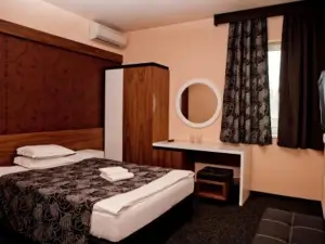 Hotel Serdica