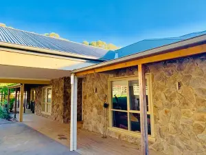 Grand Gippsland Home Sleeps up to 28