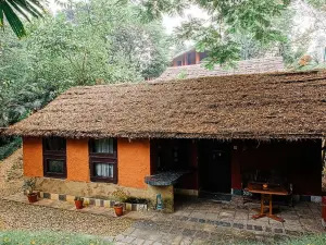 Riverside Spring Resort