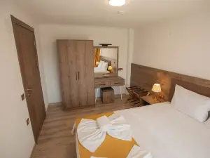 E87 Highway Otel