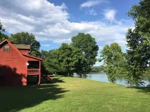 Cabin on the White River. Famous for clean, cold water and record size trout!