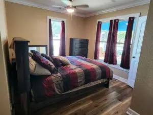 Cute Cottage close to town