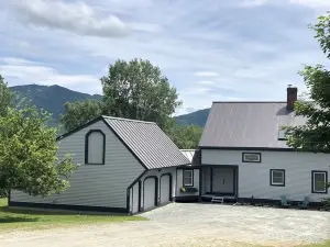 Darling Hill Gem w/ Direct Kingdom Trails Access, Mtn Biker Paradise in the Nek