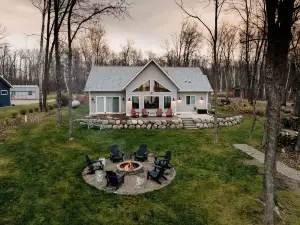 Welcome to Bearfeet Retreat on Adney Lake - Crosby Minnesota