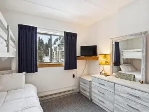 Spacious Condo with Gas Fireplace and Balcony - Inviting Family Retreat