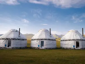 Ak-Sai Travel Yurt Camp